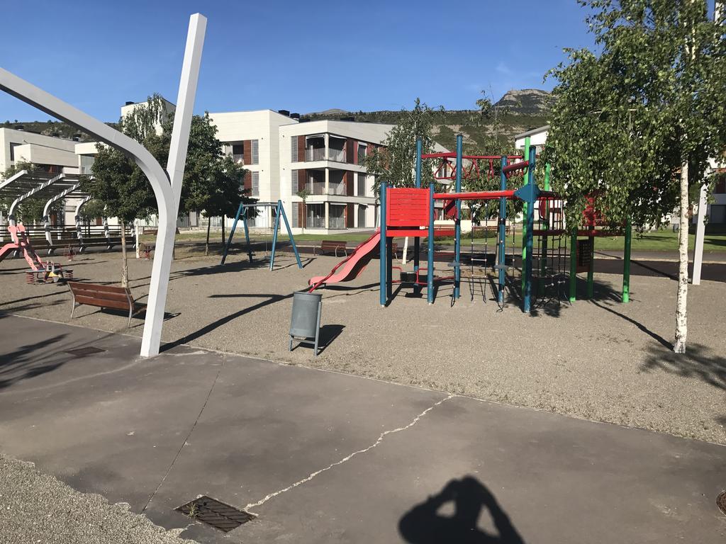 Apartament Golf Y Nieve Sabiñánigo Zewnętrze zdjęcie