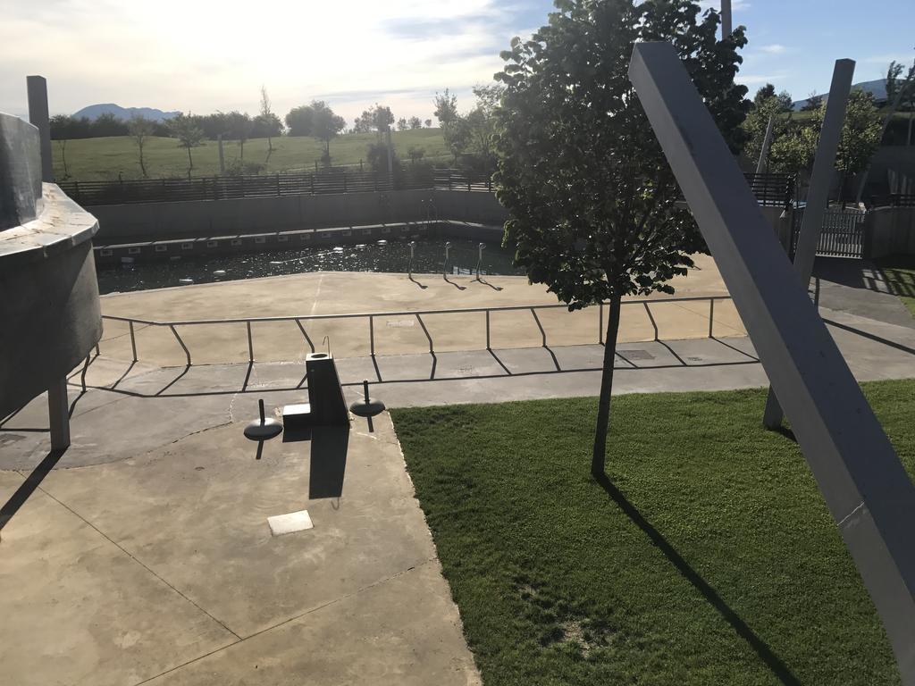 Apartament Golf Y Nieve Sabiñánigo Zewnętrze zdjęcie
